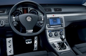 2009 Volkswagen Passat R36