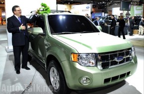 2008 Ford Escape Hybrid with Cisco Codina - Detroit Auto Show 2007