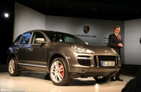 2008 Porsche Cayenne - 2007 Detroit Auto Show