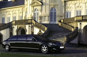 Mercedes-Benz S600 Guard Pullman Limousine