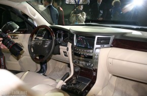 New York Auto Show: Lexus LX570