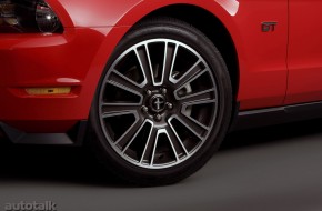 2010 Ford Mustang