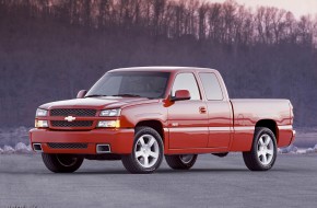 2004 Chevrolet Silverado SS