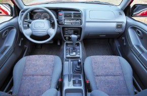 2000 Chevrolet Tracker/New Folder