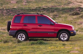 2001 Chevrolet Tracker