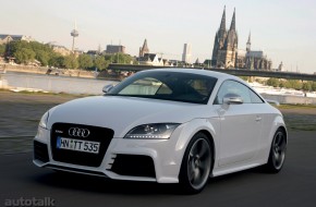 2010 Audi TT RS