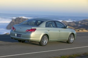 2008 Toyota Avalon XLS