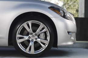 2011 Infiniti M