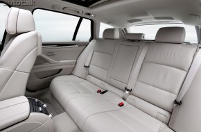 2011 BMW 5 Series Sport Wagon