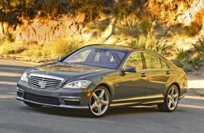 2010 Mercedes-Benz S63 AMG