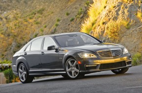 2010 Mercedes-Benz S63 AMG