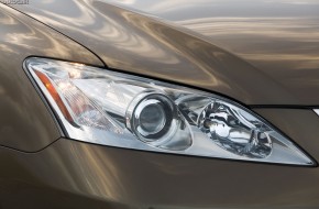 2009 Lexus ES 350 Headlights