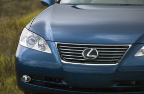 2009 Lexus ES 350 Front