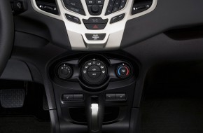 2011 Ford Fiesta Interior
