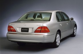 2001 - 2003 Lexus LS 430