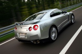2010 Nissan GT-R