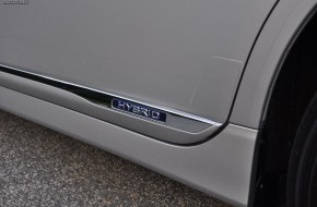 2010 Lexus HS 250h Review