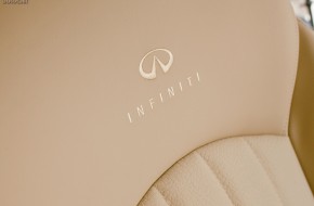 2010 Infiniti EX
