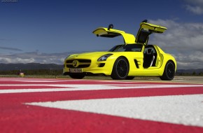 Mercedes-Benz SLS AMG E-Cell