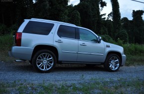 2010 Cadillac Escalade Hybrid Review