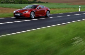 2010 Aston Martin V12 Vantage