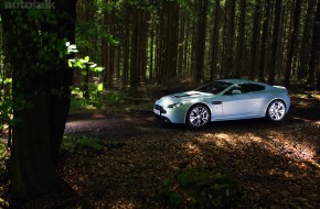 2010 Aston Martin V12 Vantage