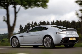 2010 Aston Martin V12 Vantage