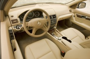 2010 Mercedes-Benz C300 Luxury
