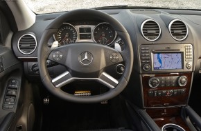 2009 Mercedes-Benz ML63 AMG