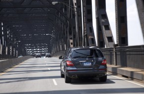 2011 Mercedes-Benz R350 4MATIC