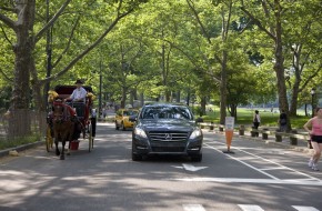 2011 Mercedes-Benz R350 4MATIC