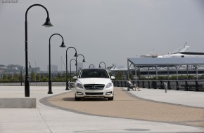 2011 Mercedes-Benz R350 BlueTEC