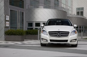 2011 Mercedes-Benz R350 BlueTEC