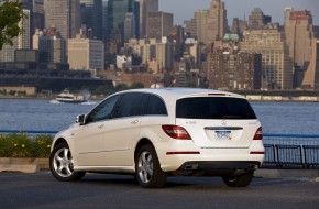 2011 Mercedes-Benz R350 BlueTEC