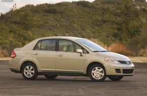 2008 Nissan Versa