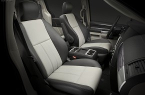 2010 Chrysler Town & Country