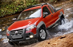 2010 Fiat Strada Adventure Locker