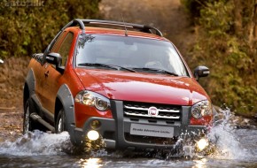 2010 Fiat Strada Adventure Locker