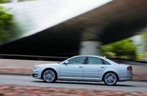 2008 Audi S8