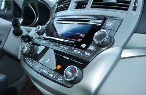 2011 Toyota Avalon Review