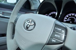 2011 Toyota Avalon Review