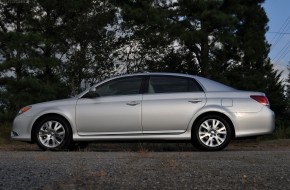 2011 Toyota Avalon Review