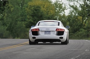 2010 Audi R8 V8