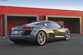 2010 Audi R8 V8