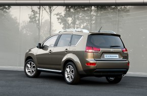 Citroen C-Crosser