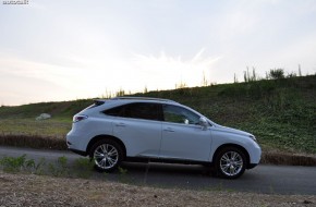 2010 Lexus RX450h Review