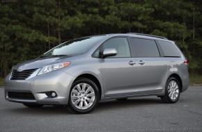 2011 Toyota Sienna Review