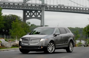 2010 Lincoln MKT Review