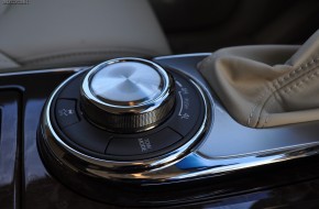 2011 Infiniti QX56 Review