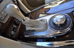 2011 Infiniti QX56 Review